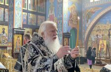КЕРУЮЧИЙ АРХІЄРЕЙ ОЧОЛИВ ЧИТАННЯ 12-ТИ СТРАСНИХ ЄВАНГЕЛІЙ