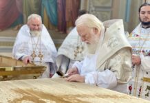 АРХІЄРЕЙСЬКЕ БОГОСЛУЖІННЯ В С. БЕРЕЗОВО