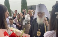 У Неділю про сліпого митрополит Марк звершив святкову Літургію у селі Новобарово