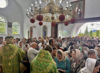 У день кончини преподобного Іова Угольського та в день пам’яті святого рівноапостольного князя Володимира у селі Мала Уголька була звершена святкова Божественна літургія